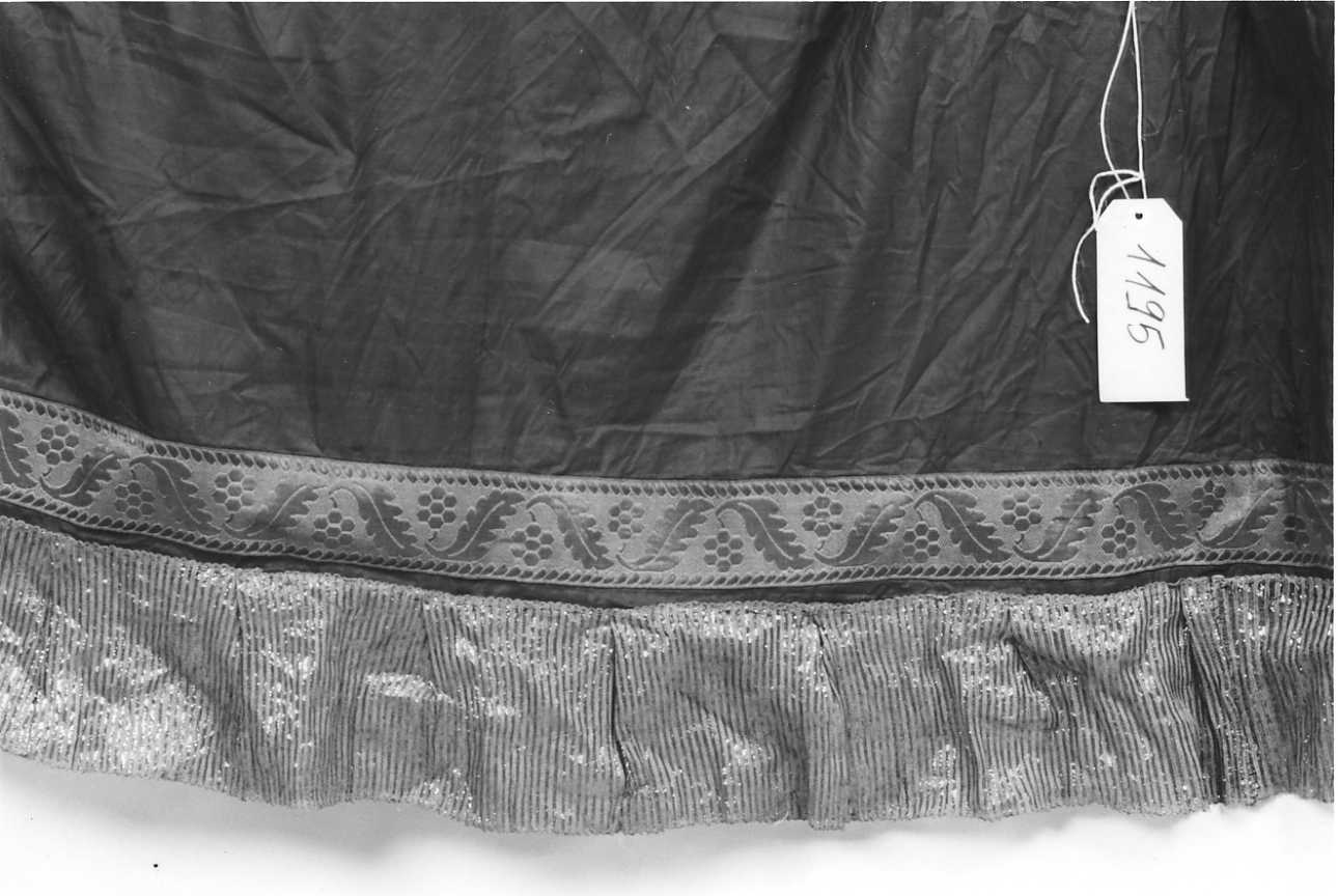 drappellone di baldacchino, frammento - manifattura italiana (prima metà sec. XX)