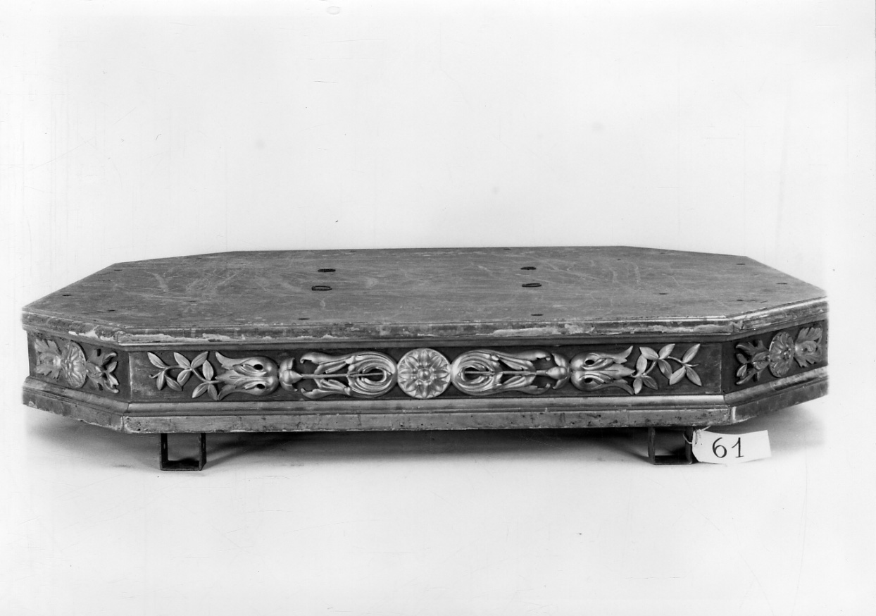 motivi decorativi vegetali (base, opera isolata) - bottega piemontese (prima metà sec. XIX)