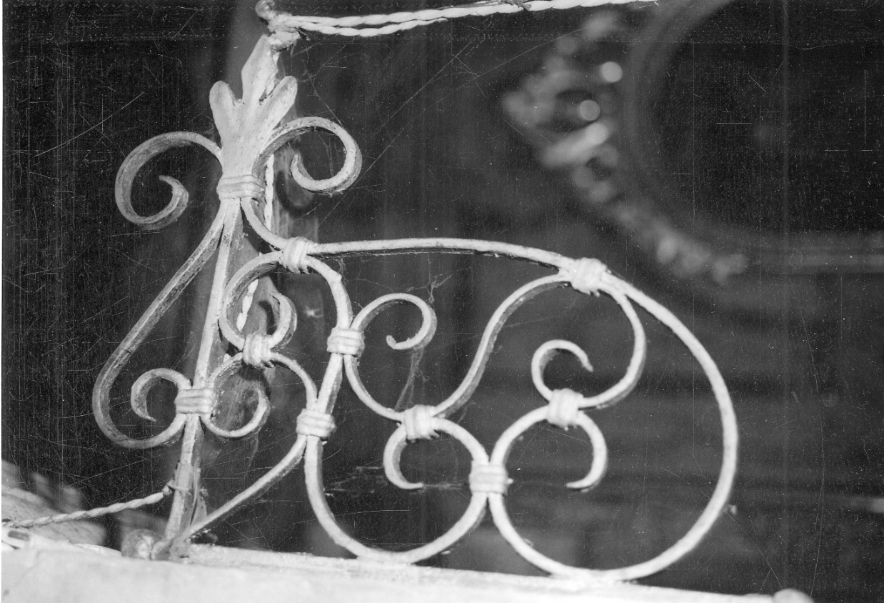 candeliere da parete, serie - bottega piemontese (sec. XVIII)