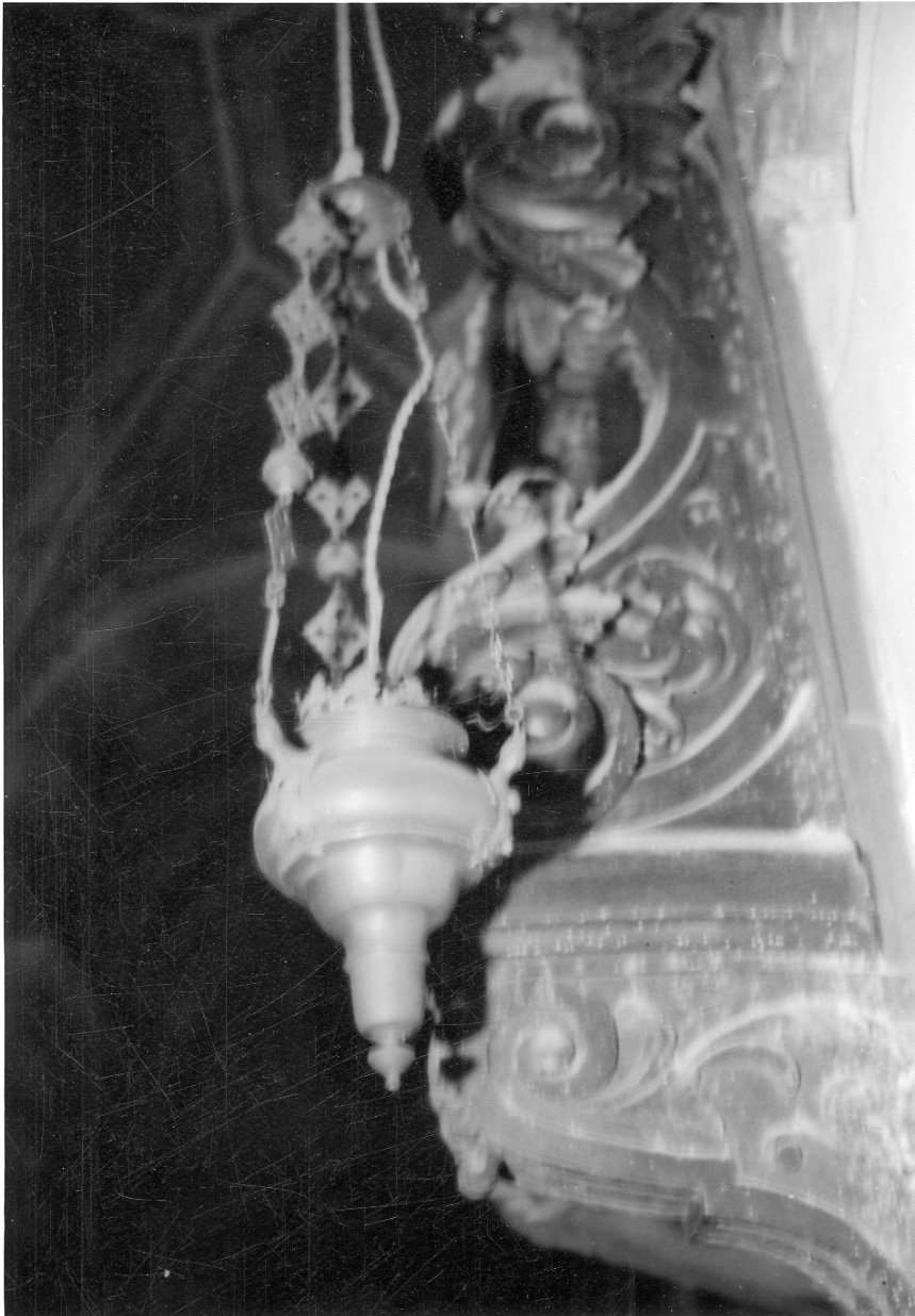 lampada pensile ad anfora, opera isolata - ambito piemontese (sec. XVIII)