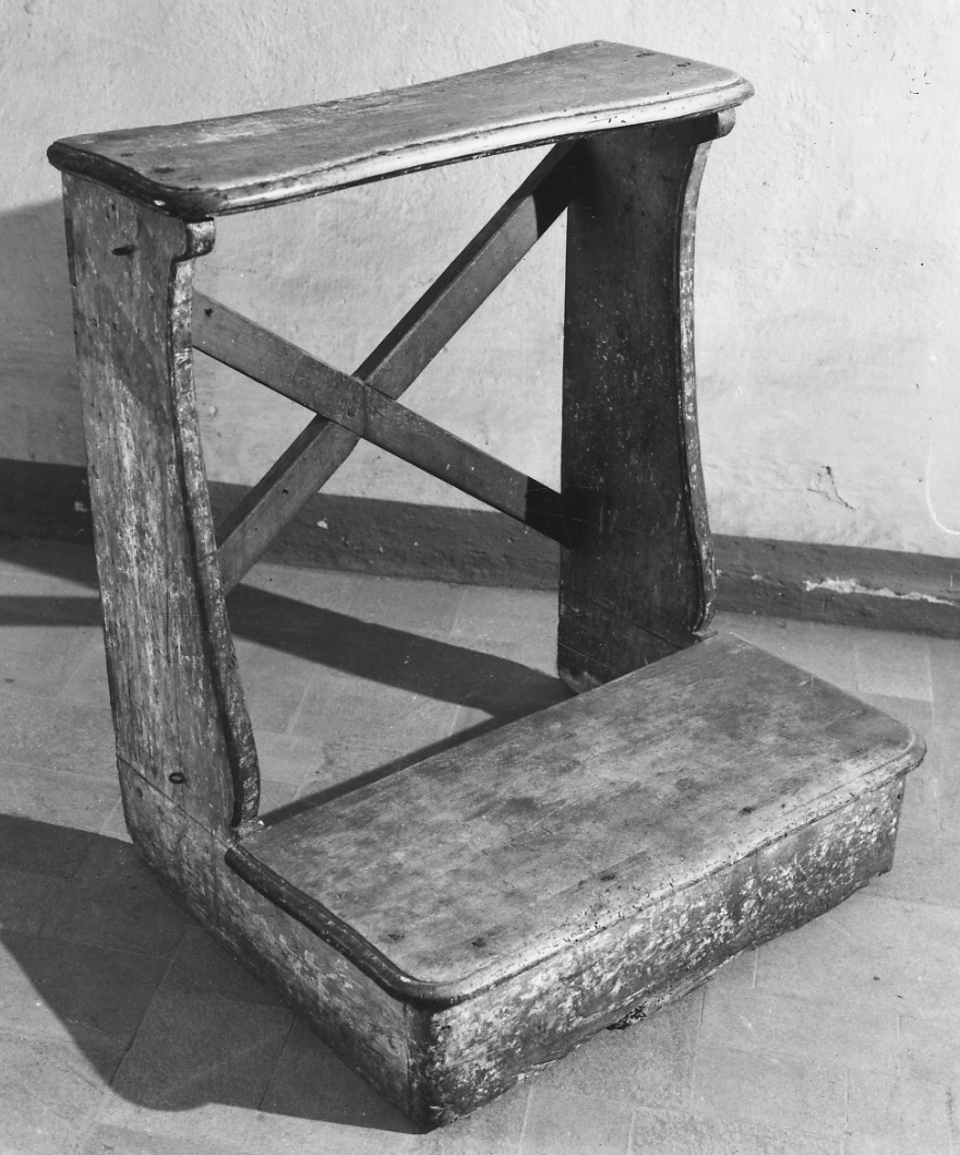 inginocchiatoio, opera isolata - ambito eporediese (fine sec. XVIII)