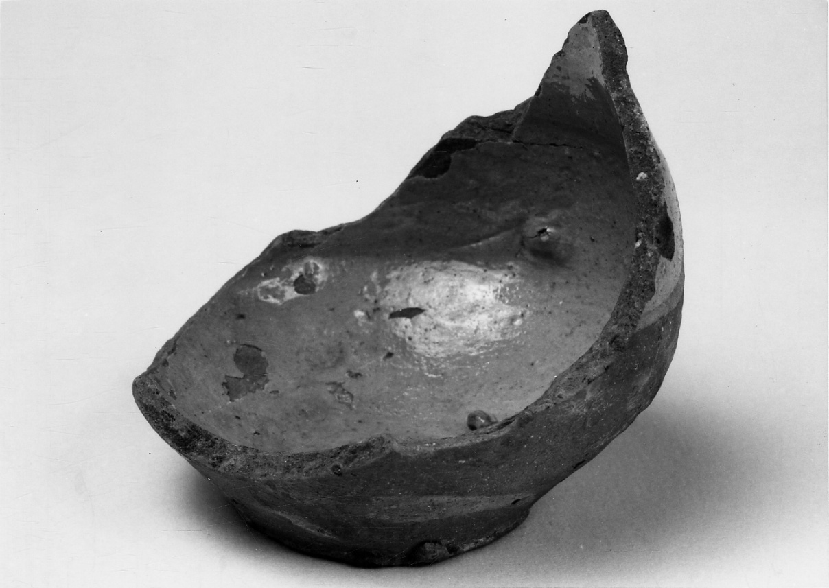 vaso, frammento - bottega piemontese (secc. XV/ XVIII)