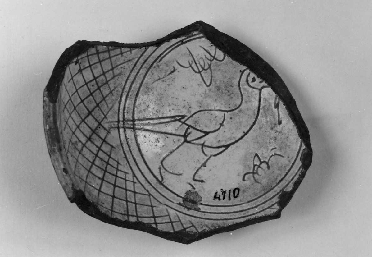 piatto, frammento - bottega piemontese (secc. XVI/ XVII)