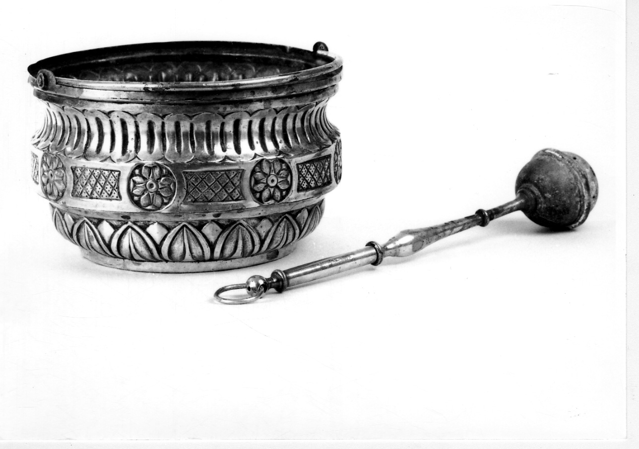 secchiello per l'acqua benedetta, opera isolata - bottega piemontese (ultimo quarto sec. XIX)