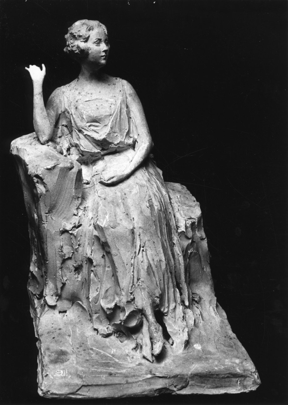 figura femminile seduta (scultura, opera isolata) di Troubetzkoy Paolo (secondo quarto sec. XX)