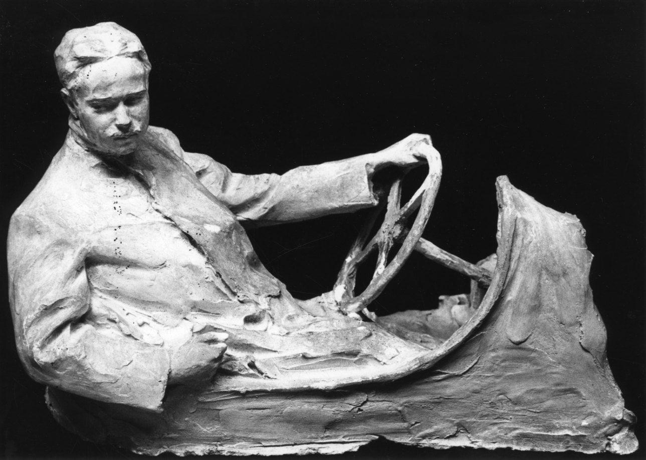 ritratto di Jean Bugatti (gruppo scultoreo, opera isolata) di Troubetzkoy Paolo (secondo quarto sec. XX)