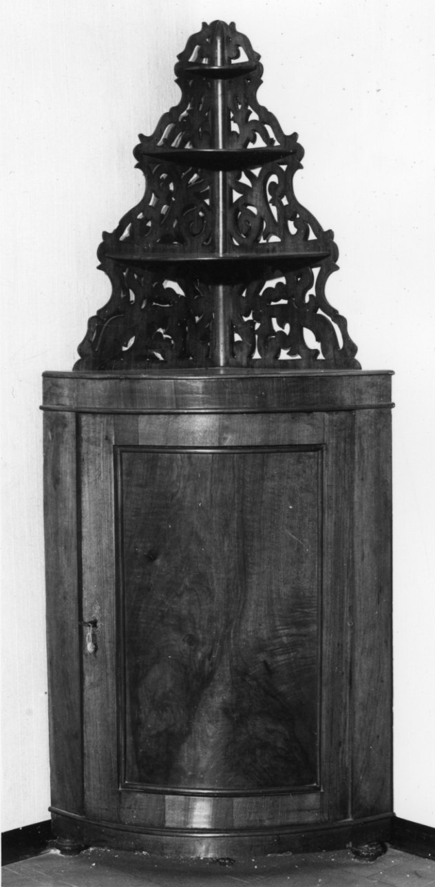 angoliera con alzata, opera isolata - bottega piemontese (seconda metà sec. XIX)