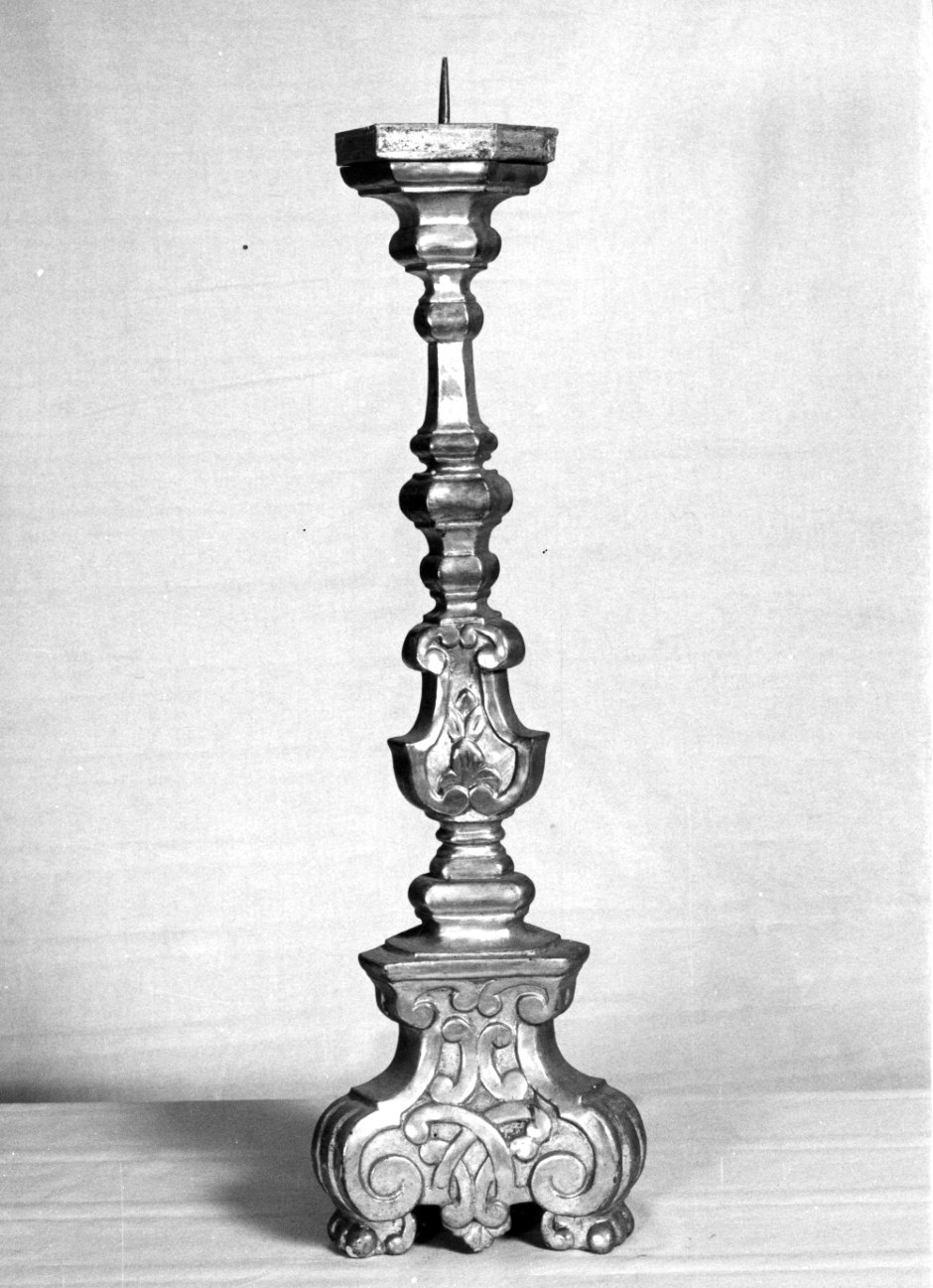 candeliere da chiesa, insieme - bottega vercellese (metà sec. XVIII)