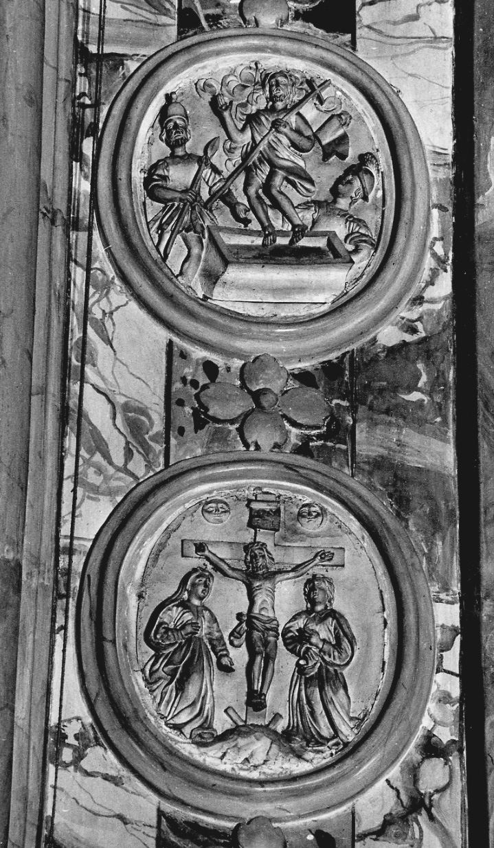 crocifissione di Cristo con la Madonna e santi (decorazione plastica, elemento d'insieme) - bottega vercellese (fine sec. XVIII)