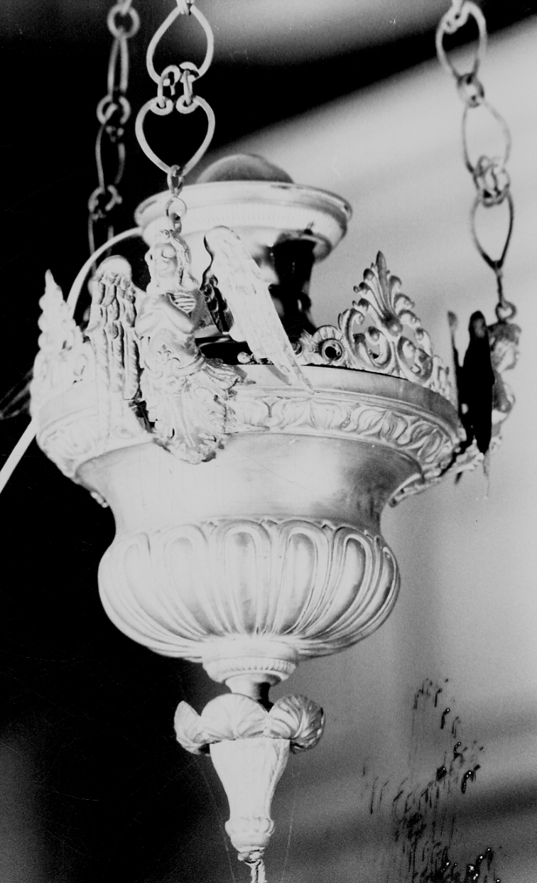 lampada pensile a vaso, opera isolata - bottega Italia settentrionale (sec. XIX)