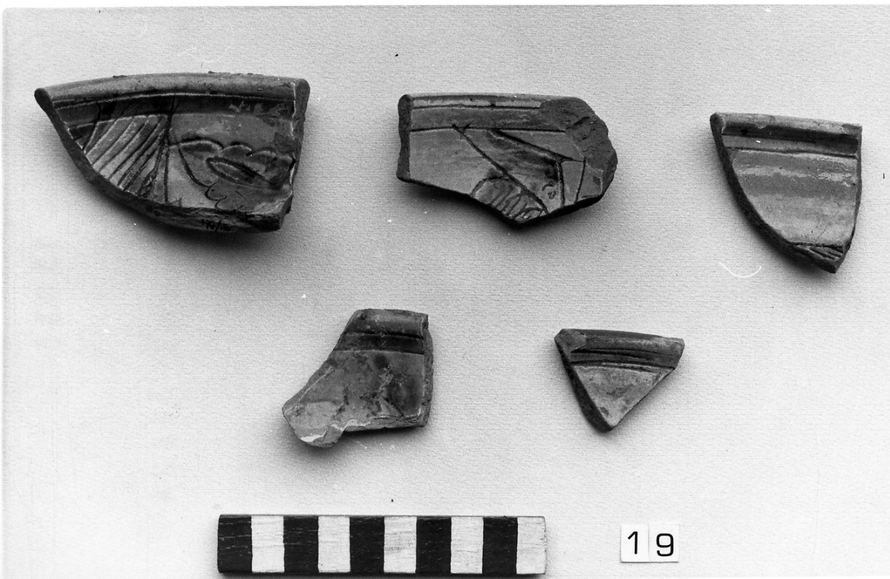 ciotola, frammento - bottega padana (secc. XV/ XVI)