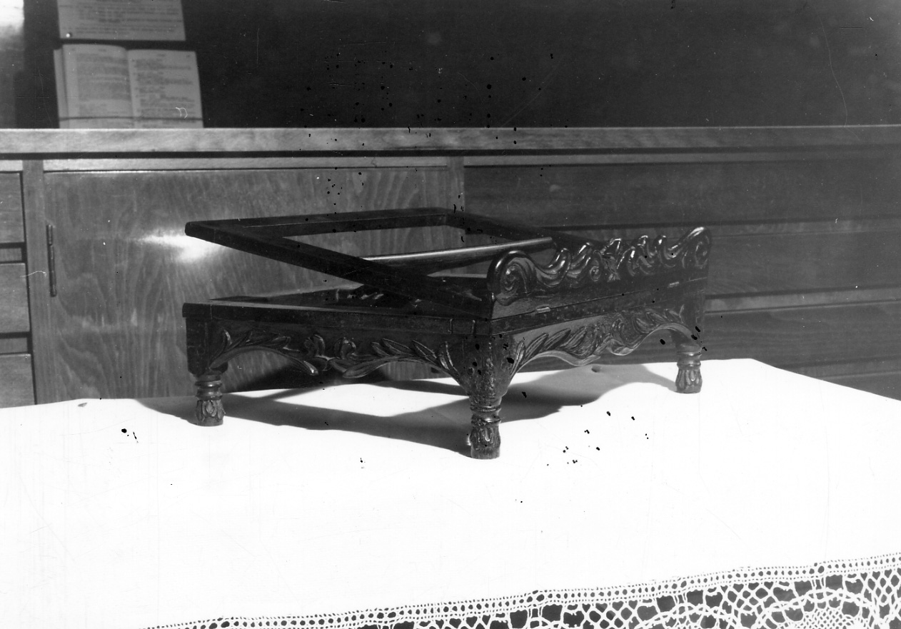 leggio da tavolo, opera isolata - bottega piemontese (sec. XIX)