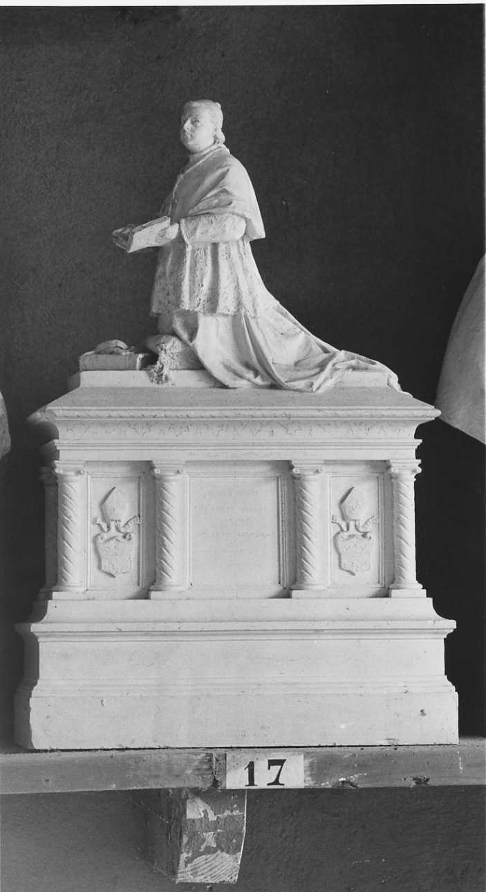 ritratto a figura intera di Alessandro Ottavio Riccardi di Netro in preghiera (scultura, opera isolata) di Della Vedova Pietro (terzo quarto sec. XIX)