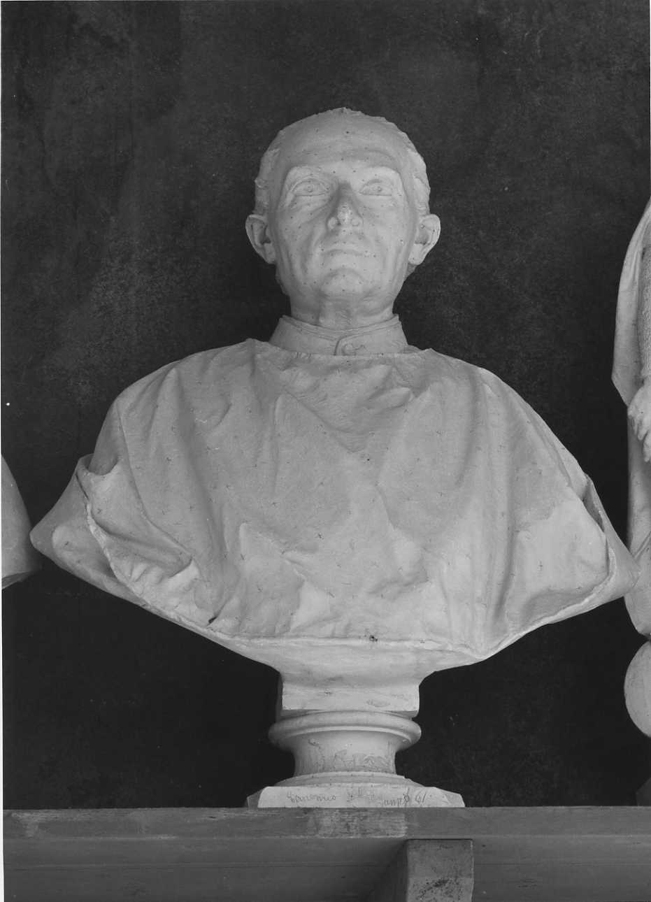 ritratto a mezzo busto del canonico Sampò (busto, opera isolata) di Della Vedova Pietro (seconda metà sec. XIX)