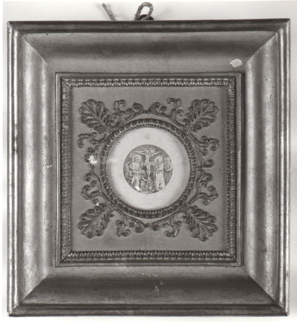 Cristo crocifisso con la Madonna, Santa Maria Maddalena, San Giovanni Evangelista e pie donne (stampa) di Durer Albrecht (attribuito) (prima metà sec. XIX)