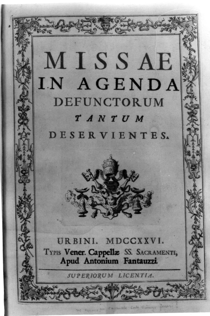 angelo con insegne papali: tiara e chiavi (stampa, elemento d'insieme) - ambito italiano (secondo quarto sec. XVIII)
