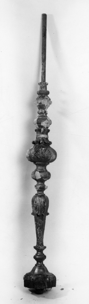 candelabro per cero pasquale, frammento - ambito piemontese (prima metà sec. XVIII)