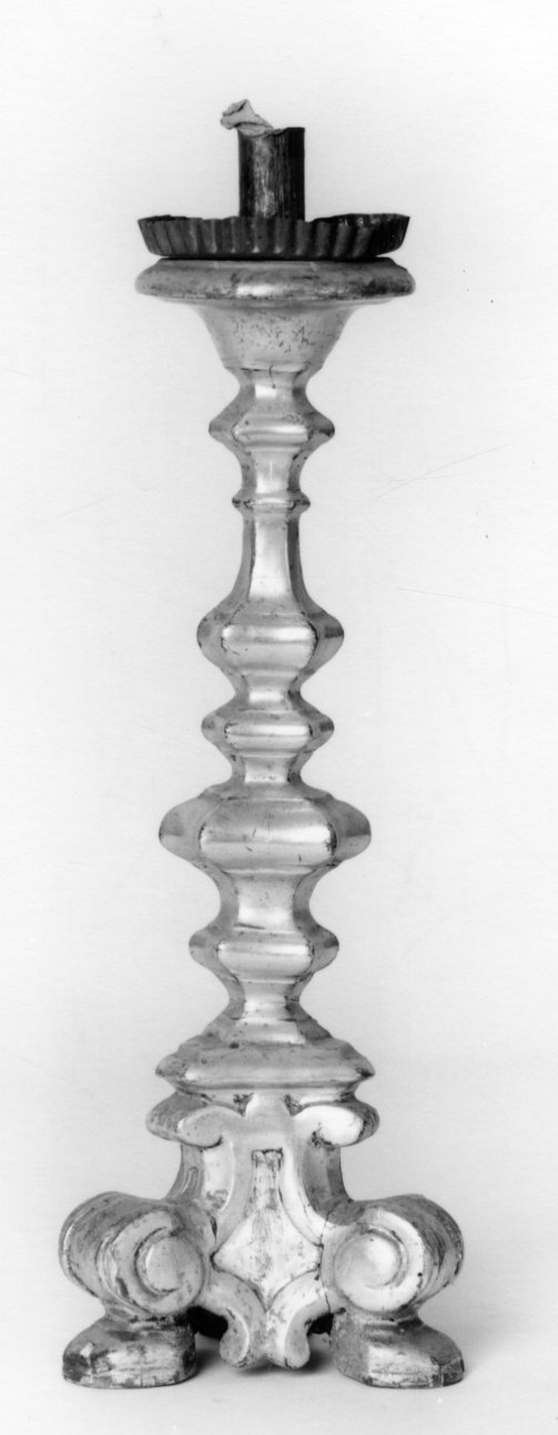 candeliere, opera isolata - ambito piemontese (sec. XVIII)