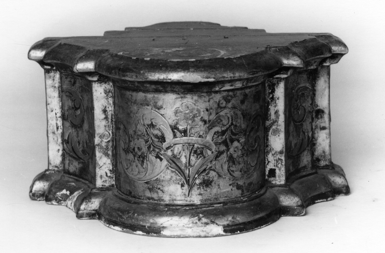 base, opera isolata - bottega piemontese (sec. XVIII)