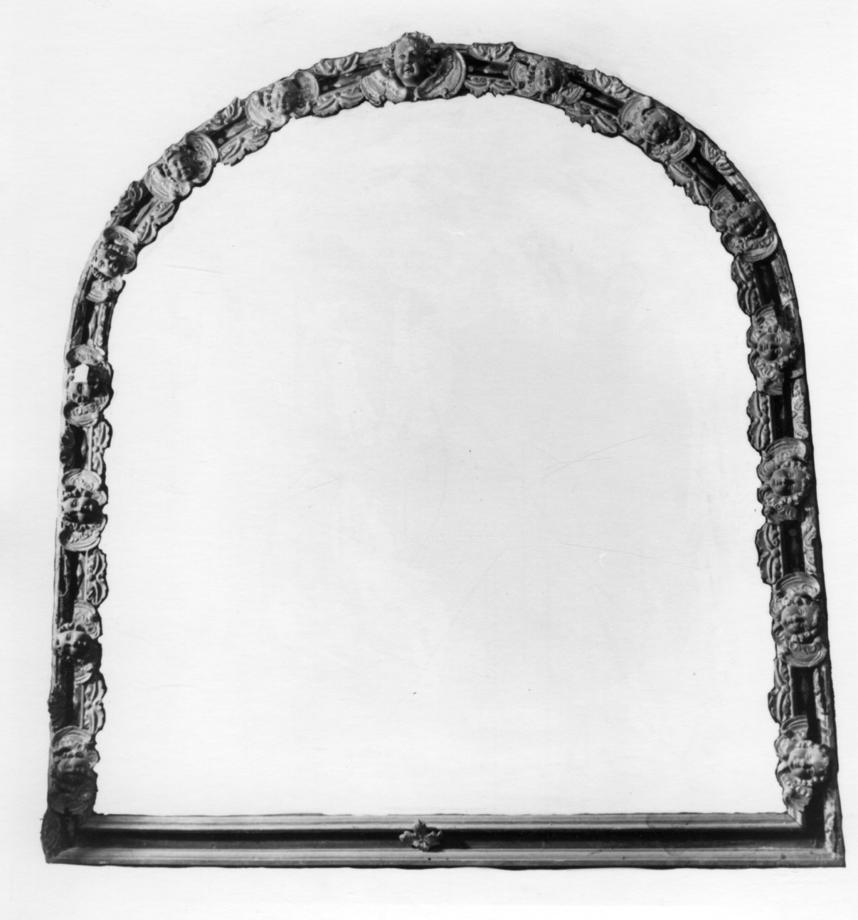 cornice, opera isolata - bottega piemontese (prima metà sec. XVIII)