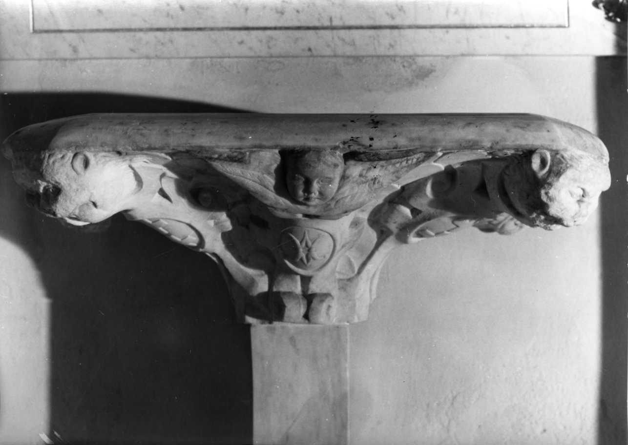 acquasantiera da parete, opera isolata - bottega piemontese (sec. XVII)
