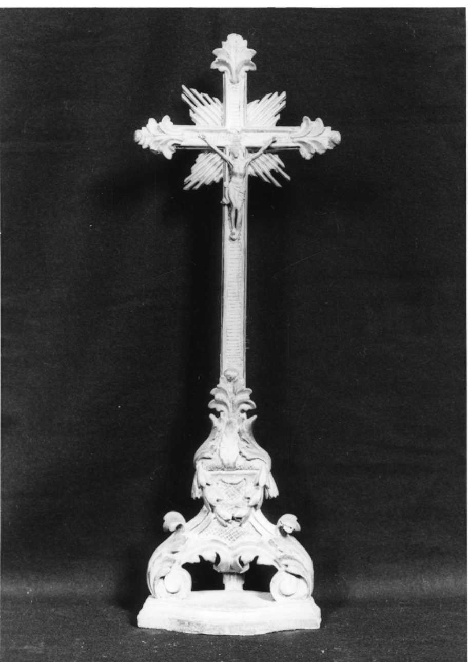 Cristo crocifisso (croce d'altare, opera isolata) - bottega piemontese (seconda metà sec. XVIII)