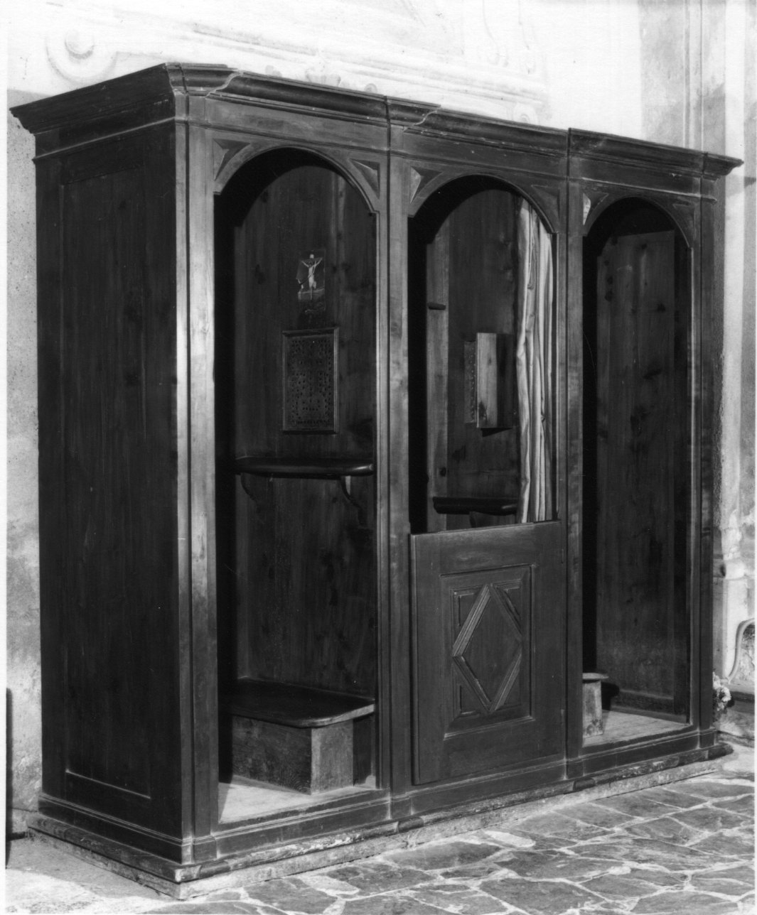 confessionale, opera isolata di Biglione Spirito (primo quarto sec. XX)