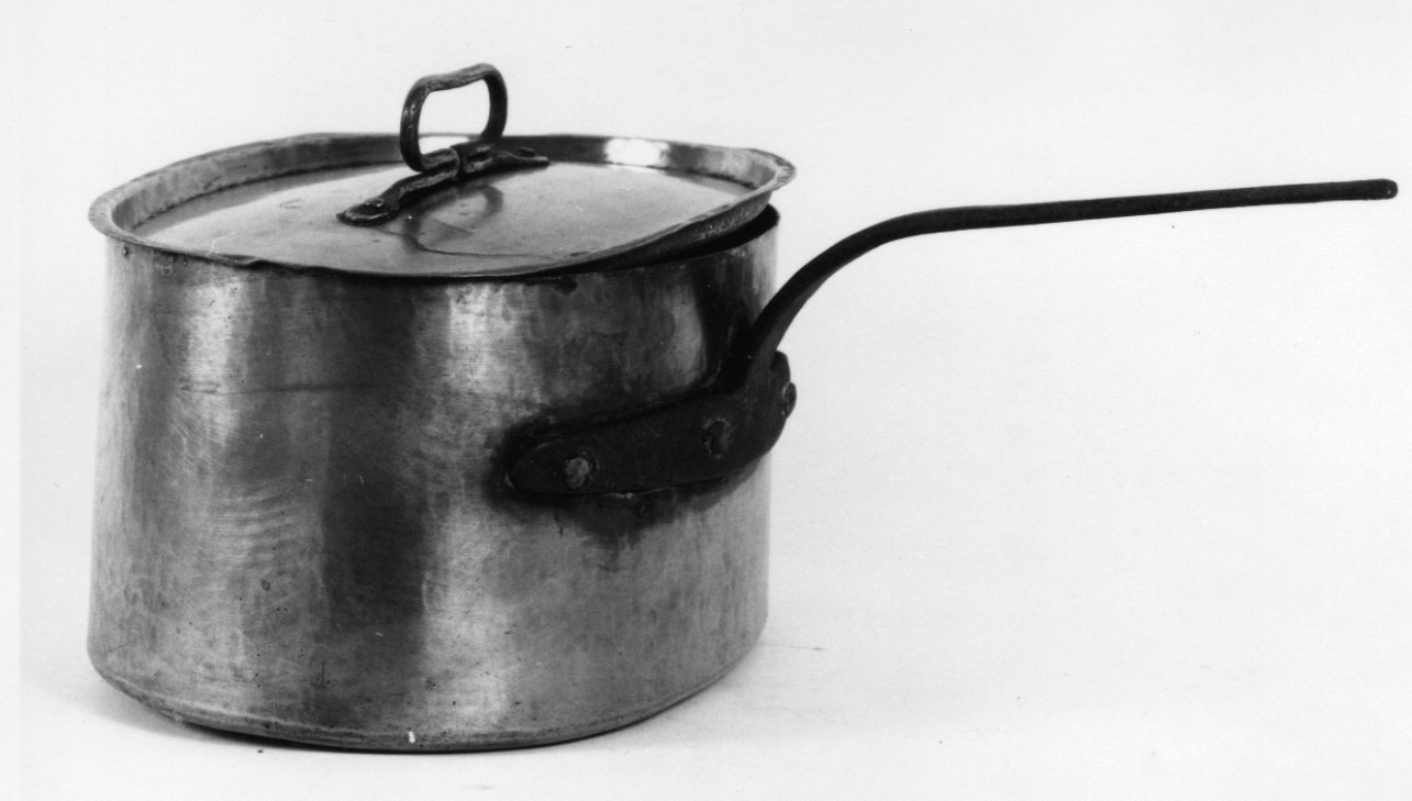 pentola, opera isolata - bottega piemontese (primo quarto sec. XIX)