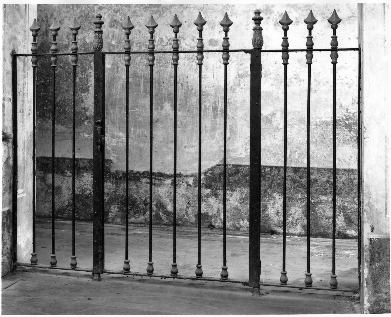 cancello, serie - bottega saluzzese (sec. XIX)