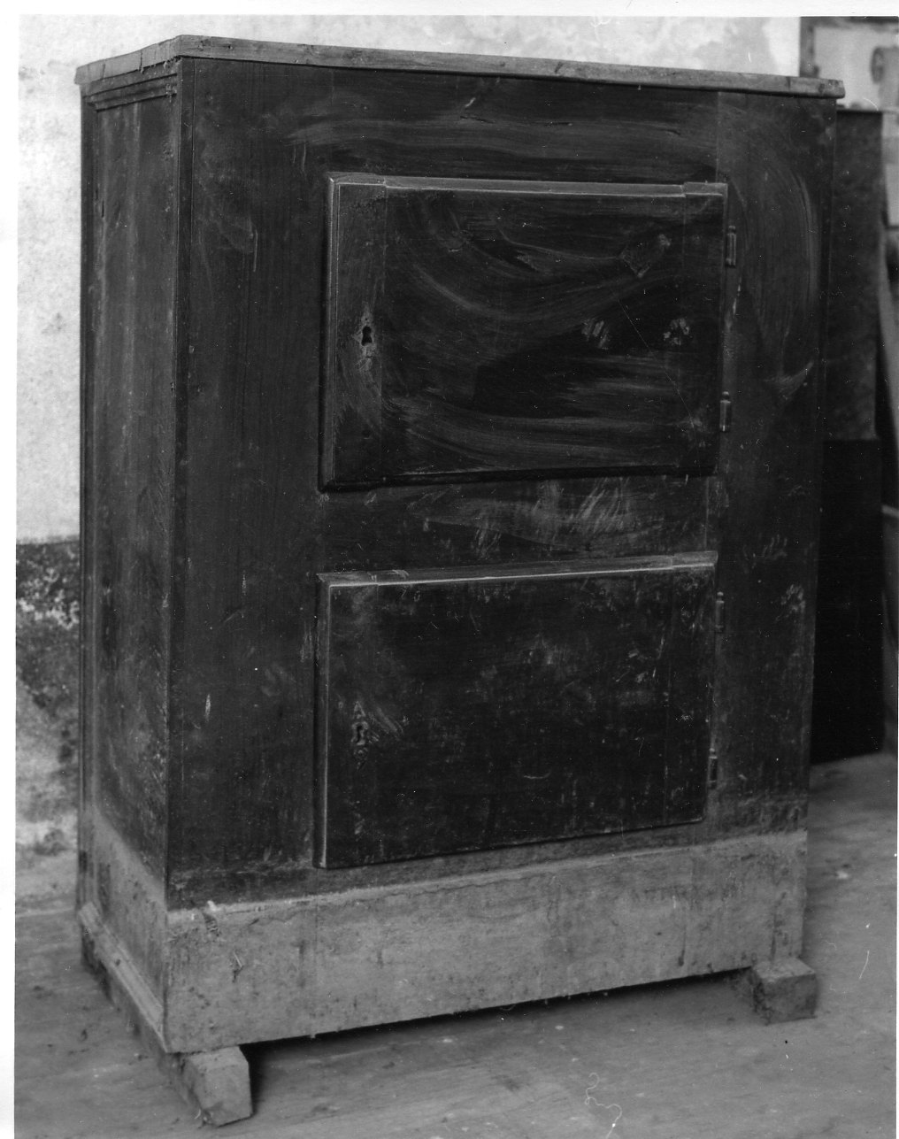 base, elemento d'insieme - bottega saluzzese (seconda metà sec. XVIII)