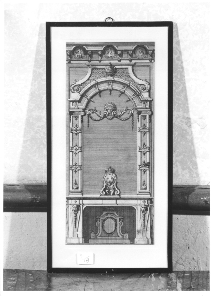 camino con trumò (stampa) di Berain Jean (inizio sec. XVIII)