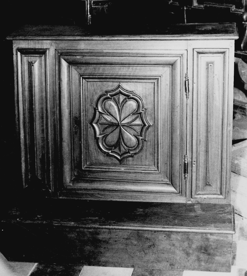 inginocchiatoio - a stipetto, opera isolata - bottega piemontese (metà sec. XVIII)