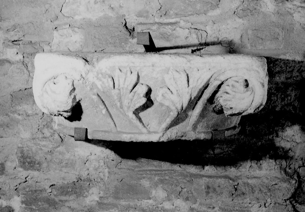 semicapitello, opera isolata - bottega francese (fine/inizio secc. XIII/ XIV)