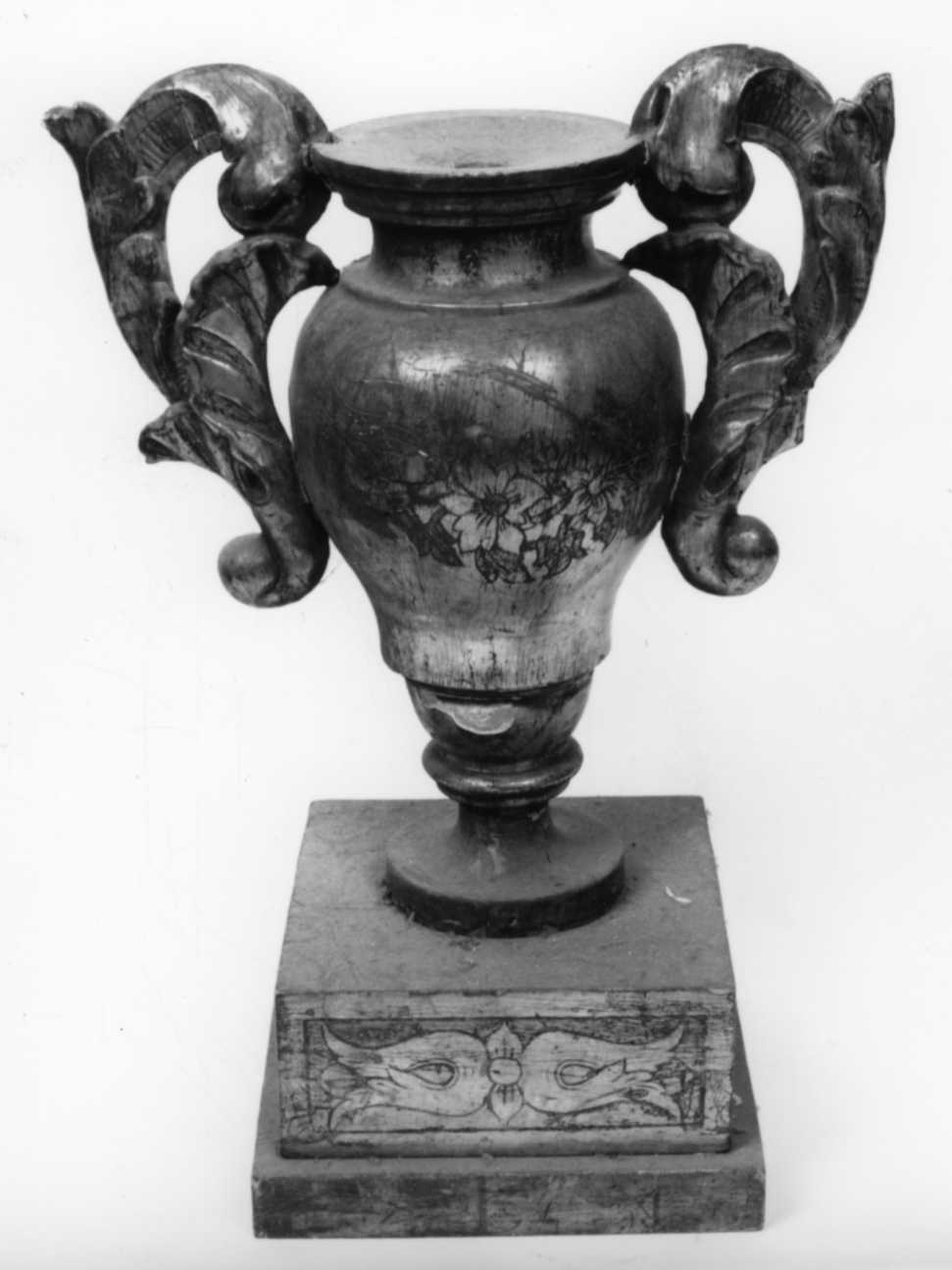 vaso da fiori, opera isolata - bottega piemontese (metà sec. XIX)