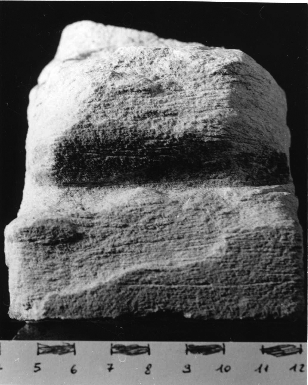 mensola, opera isolata - bottega piemontese (sec. XIV)