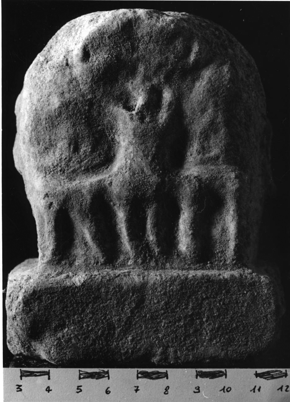 mensola, opera isolata - bottega piemontese (sec. XIV)