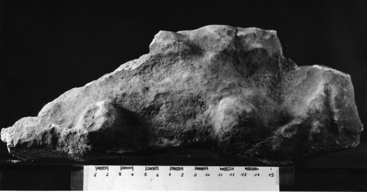 rilievo, frammento - bottega piemontese (sec. XIV)