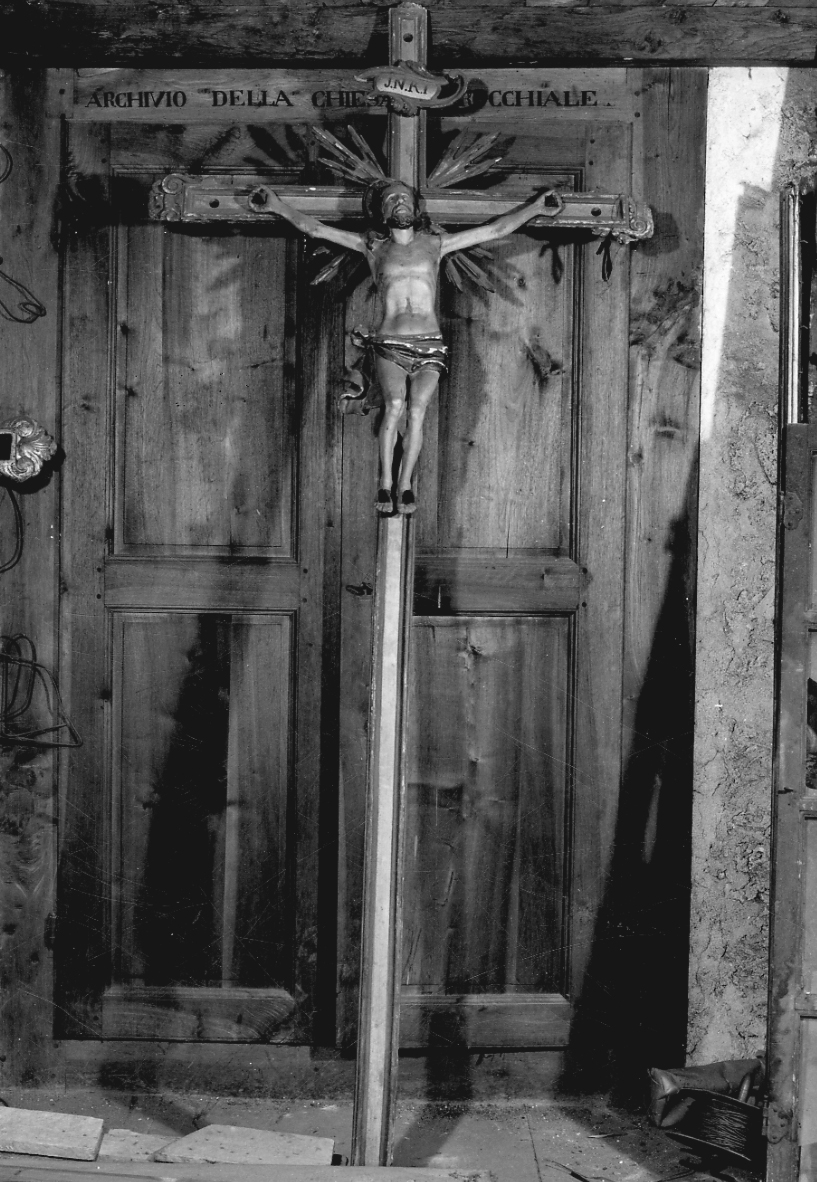 Cristo crocifisso (croce processionale, opera isolata) - bottega della Valsesia (metà sec. XIX)