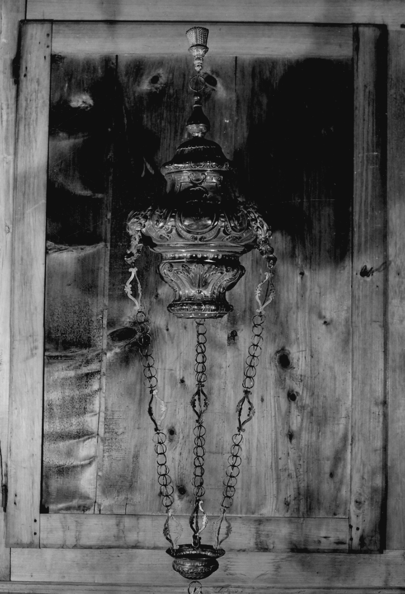 lampada pensile a vaso, opera isolata - bottega romana (fine sec. XVIII)