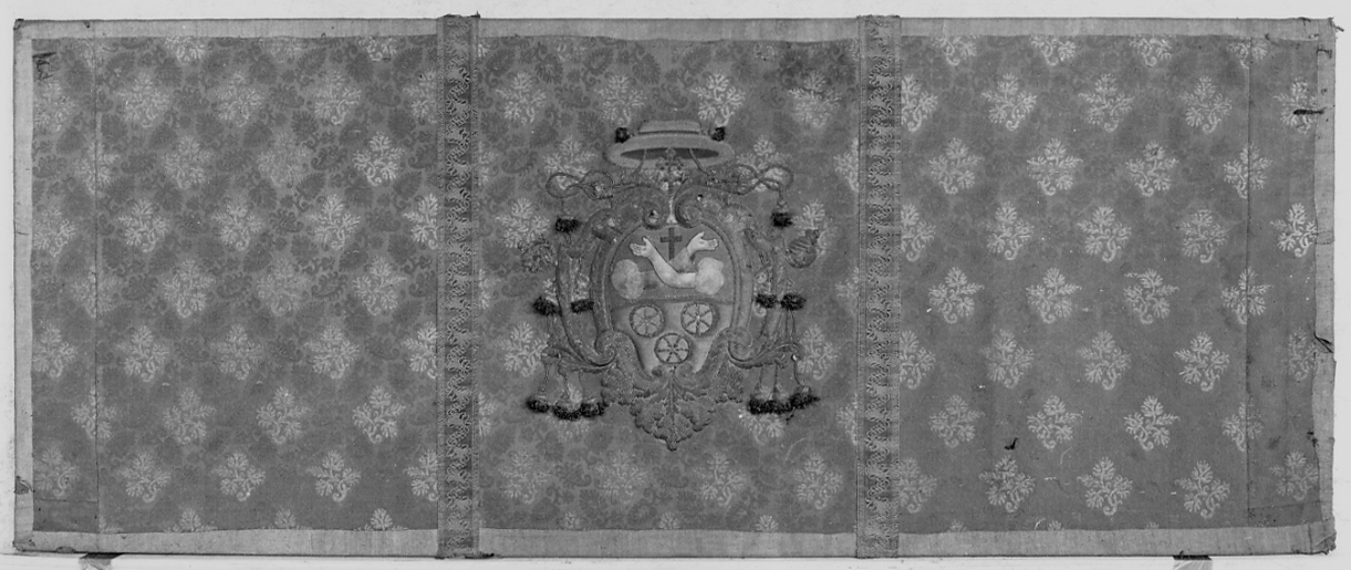 paliotto, opera isolata - manifattura lombardo-piemontese, manifattura lombarda (seconda metà, metà sec. XVII, sec. XVIII)