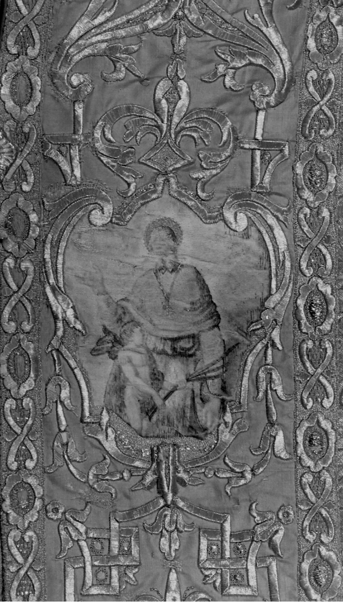 Santo cardinale (decorazione a ricamo, elemento d'insieme) - manifattura lombardo-piemontese, manifattura francese (metà, primo quarto sec. XVIII, sec. XIX)