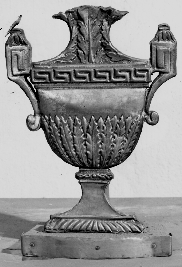 vaso d'altare per composizione floreale, opera isolata - bottega novarese (prima metà sec. XIX)