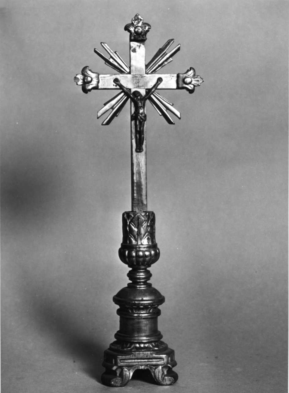 Cristo crocifisso (croce d'altare, opera isolata) - bottega novarese (sec. XIX)