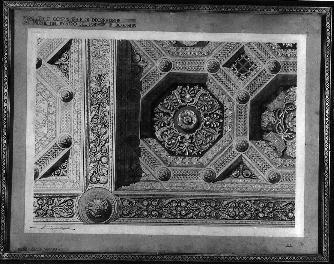 Progetto di compimento e di decorazione del salone nel Palazzo del Podestà in Bologna, motivi decorativi a cassettoni (disegno, opera isolata) di Casanova Giulio (primo quarto sec. XX)