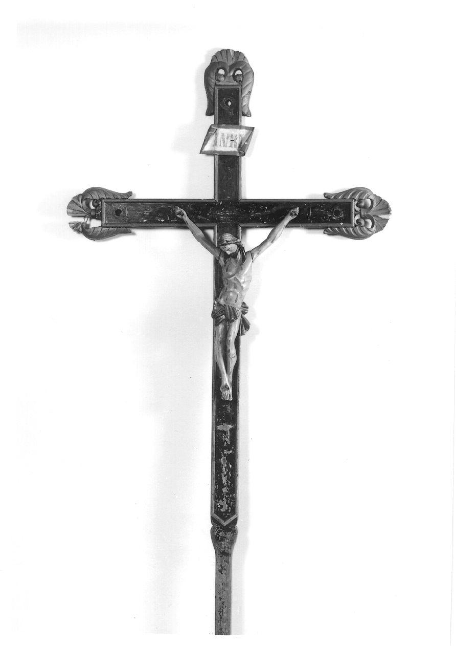Cristo crocifisso (croce processionale, opera isolata) - bottega della Val Formazza, bottega trentina (seconda metà sec. XIX)