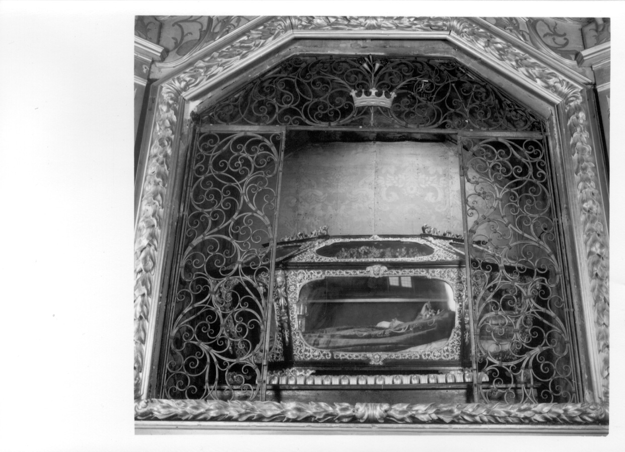 grata, opera isolata - bottega ossolana (primo quarto sec. XVIII)