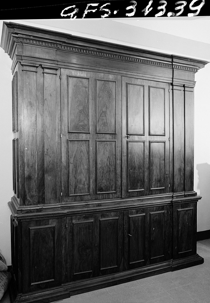 armadio - ambito emiliano (sec. XIX)