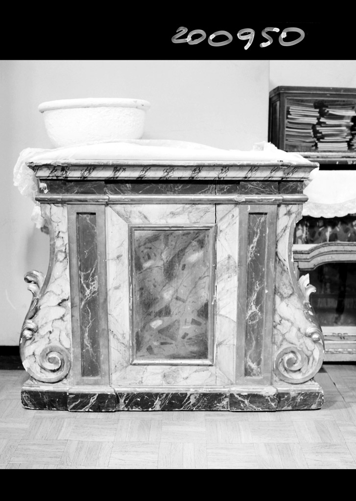 piedistallo di statua - produzione emiliana (seconda metà sec. XVIII)