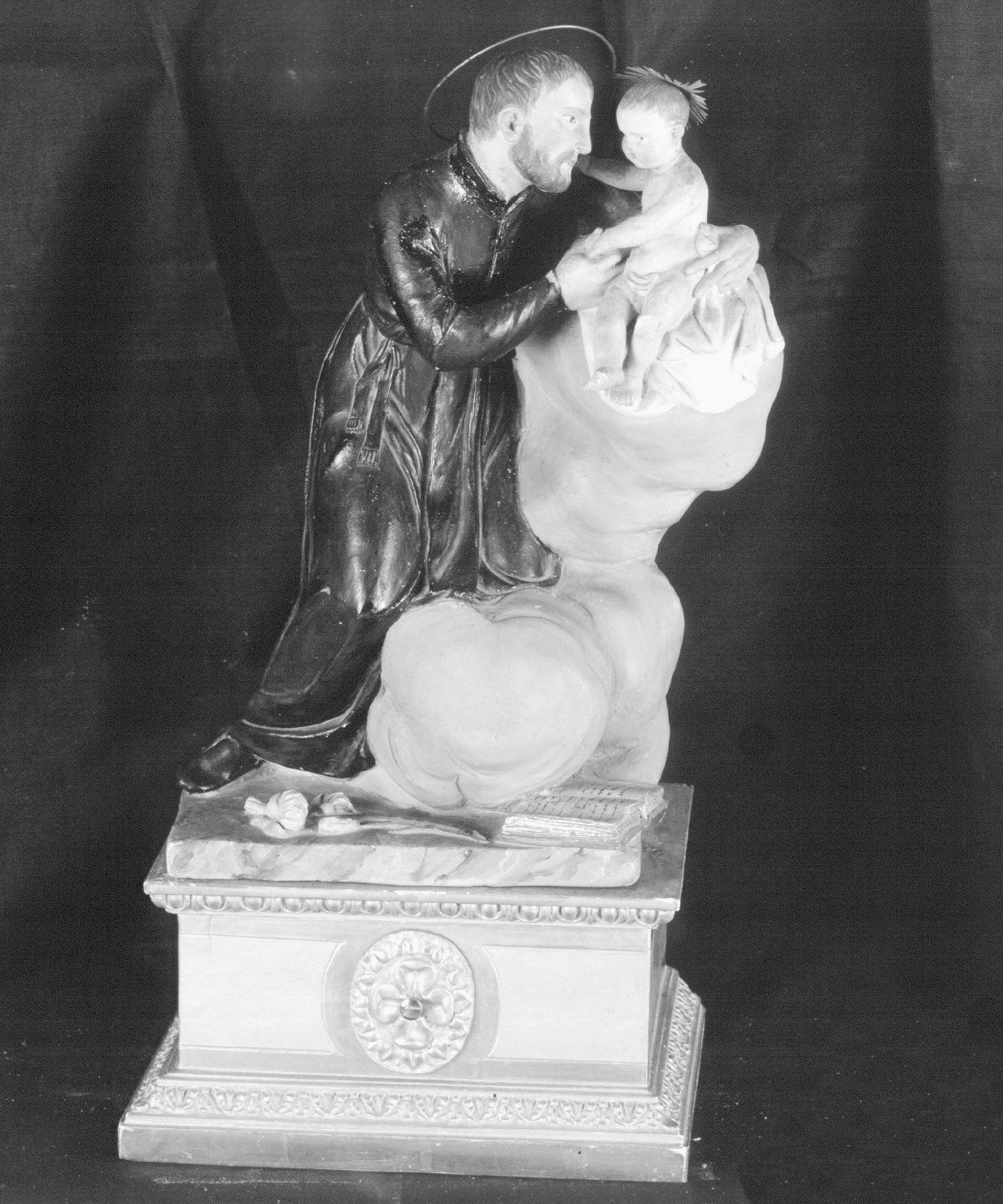 San Gaetano da Thiene con Gesù Bambino (statuetta devozionale) - ambito emiliano (?) (sec. XIX)