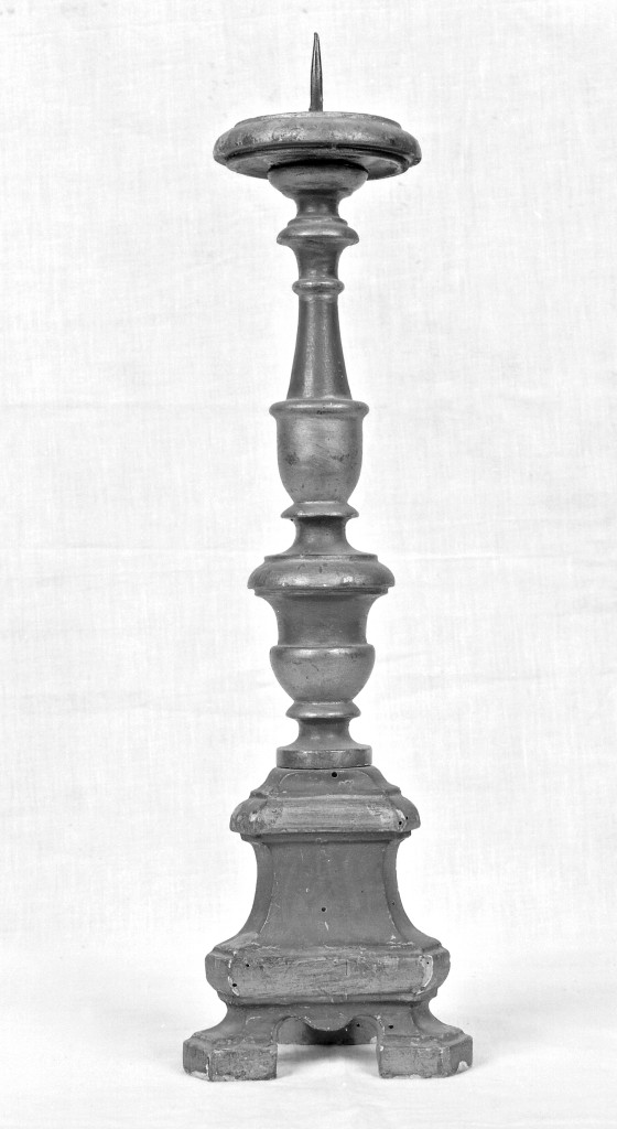 candeliere d'altare - produzione emiliana (sec. XVIII)